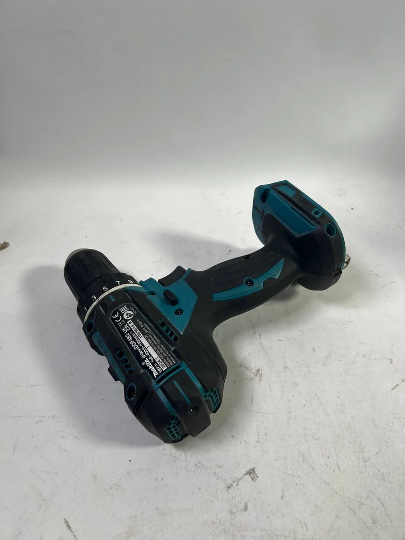 Makita DDF 482 Z Akku Bohrschrauber 18V 62Nm Solo - Reparaturgerät