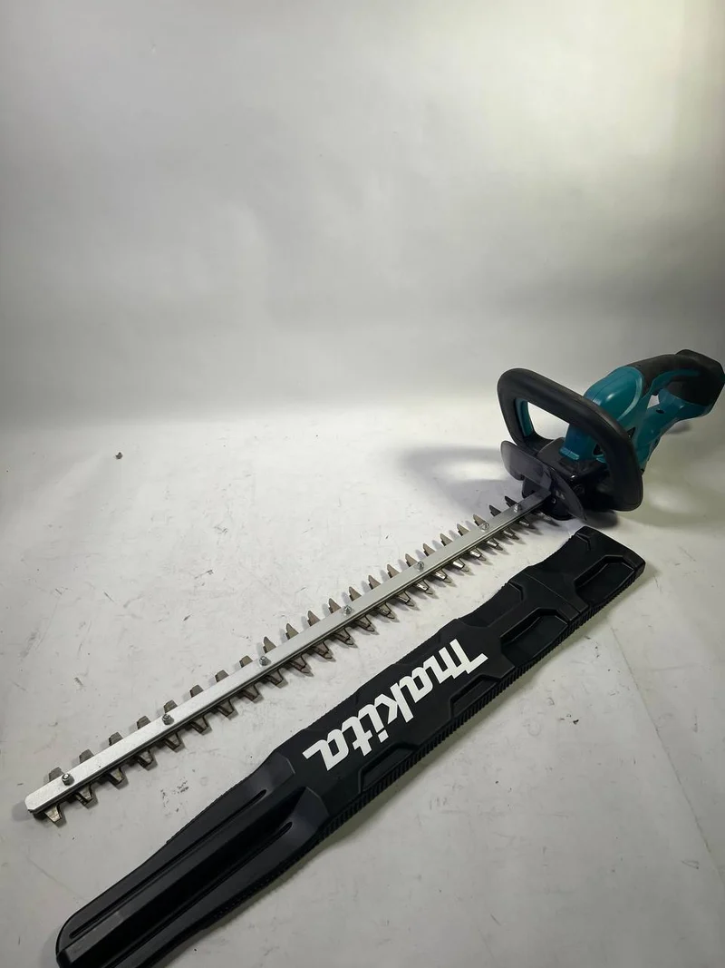 Makita DUH 607 Z Akku Heckenschere 18 V 60 cm Solo - Stark Gebraucht