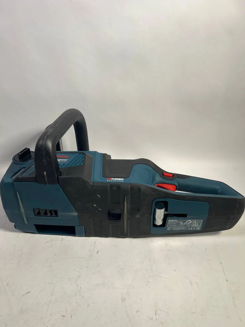 Bosch GKE 18V-40 Professional Akku Kettensäge 18 V 40 cm Brushless ( 06008D3000 ) Solo - ohne Akku, ohne Ladegerät - Reparaturgerät