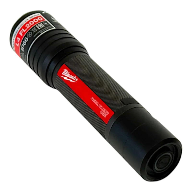 Milwaukee L4 FL2000-301 Akku Taschenlampe IP 66 2000 Lumen USB ( 4933479637 ) + 1x Akku 3,0 Ah + USB Kabel