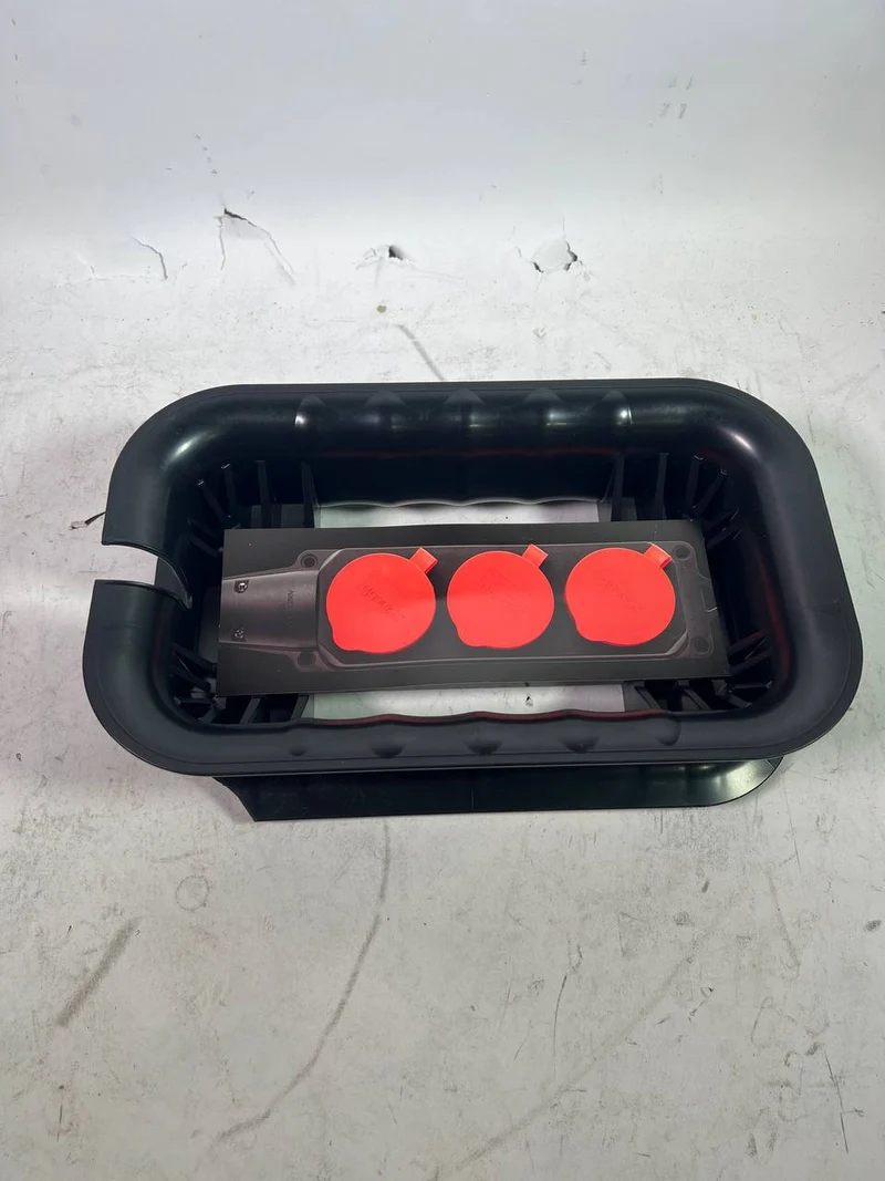 Qbrick System Custom Cable Winder Set Kabelaufwicklung zur Montage an der Wand oder ONE 2.0 / PRIME / PRO 2.0 Koffer - Beschädigt
