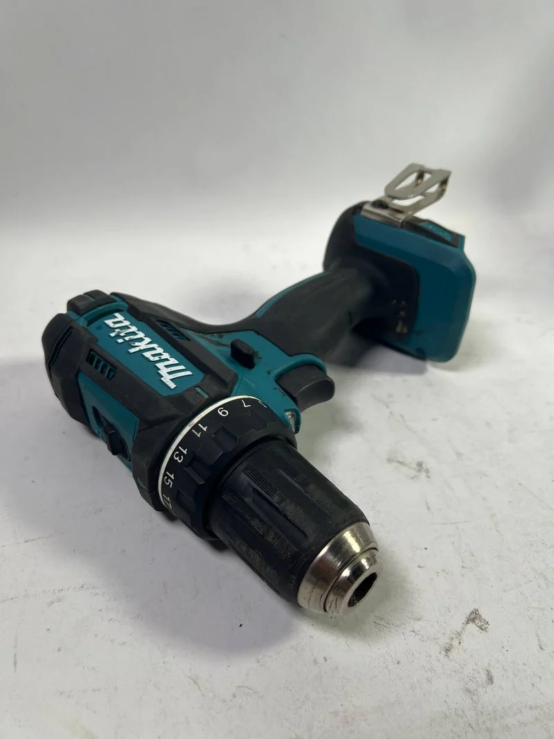 Makita DDF 482 Z Akku Bohrschrauber 18V 62Nm Solo - Reparaturgerät