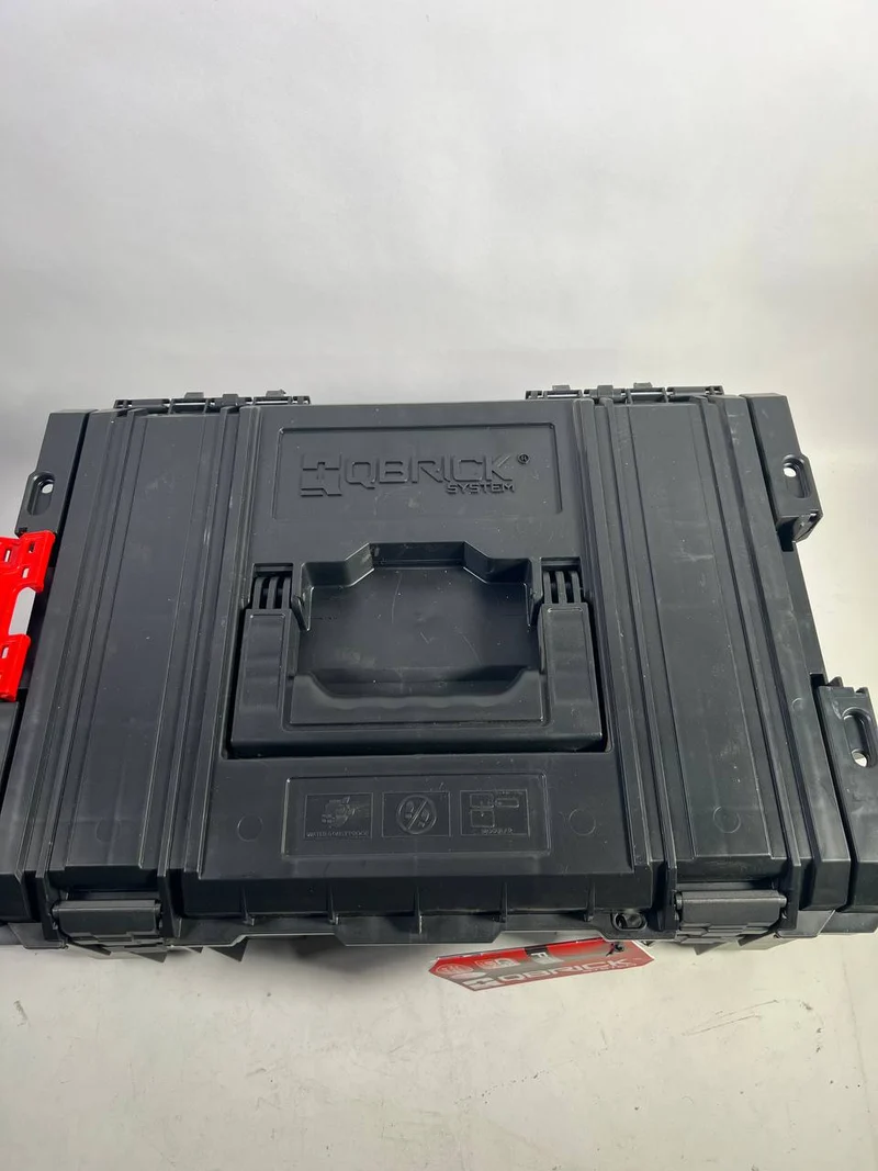 Qbrick System ONE 350 2.0 Vario Werkzeugkoffer 585 x 385 x 320 mm 38 l stapelbar IP66 - Beschädigt