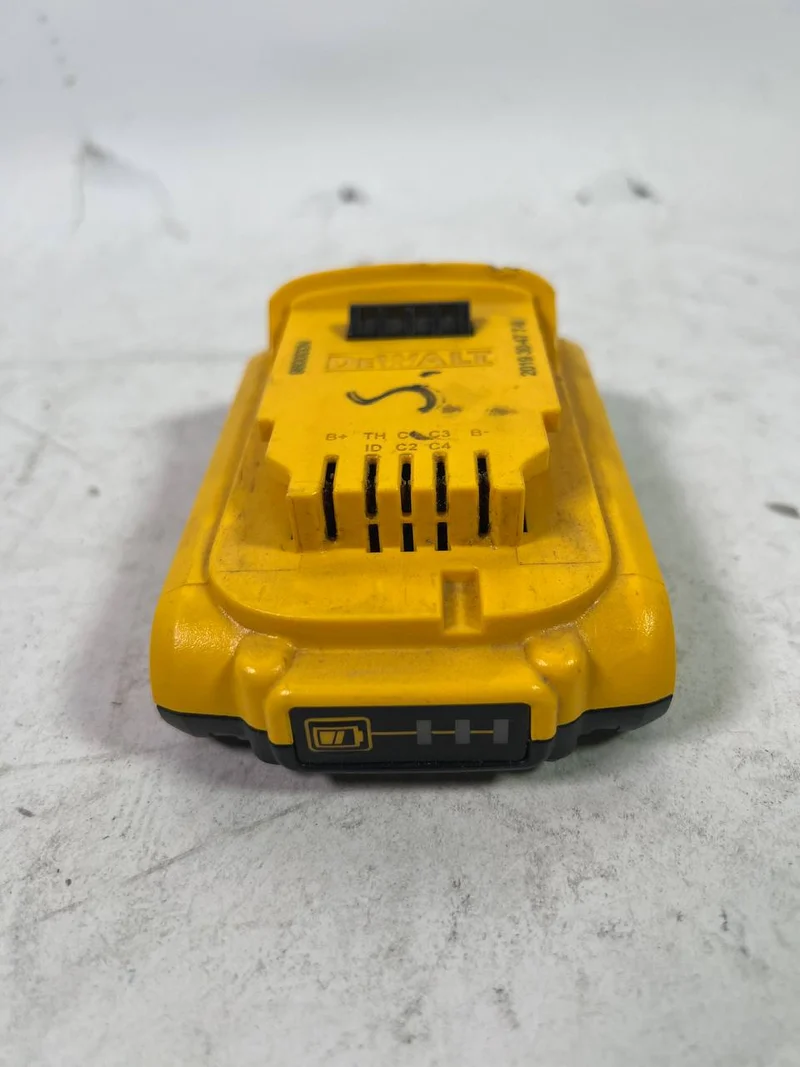 DeWalt DCB 183 Akkupack 18 V 2,0 Ah / 2000 mAh XR Li-Ion Akku - mit Ladestandanzeige - Gebraucht