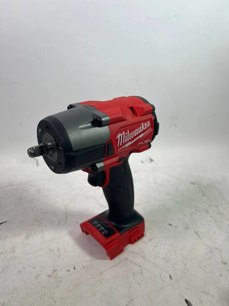 Milwaukee M18 FMTIW2F38-0 Akku Schlagschrauber 18 V 745 Nm 3/8" Brushless Solo - Beschädigt