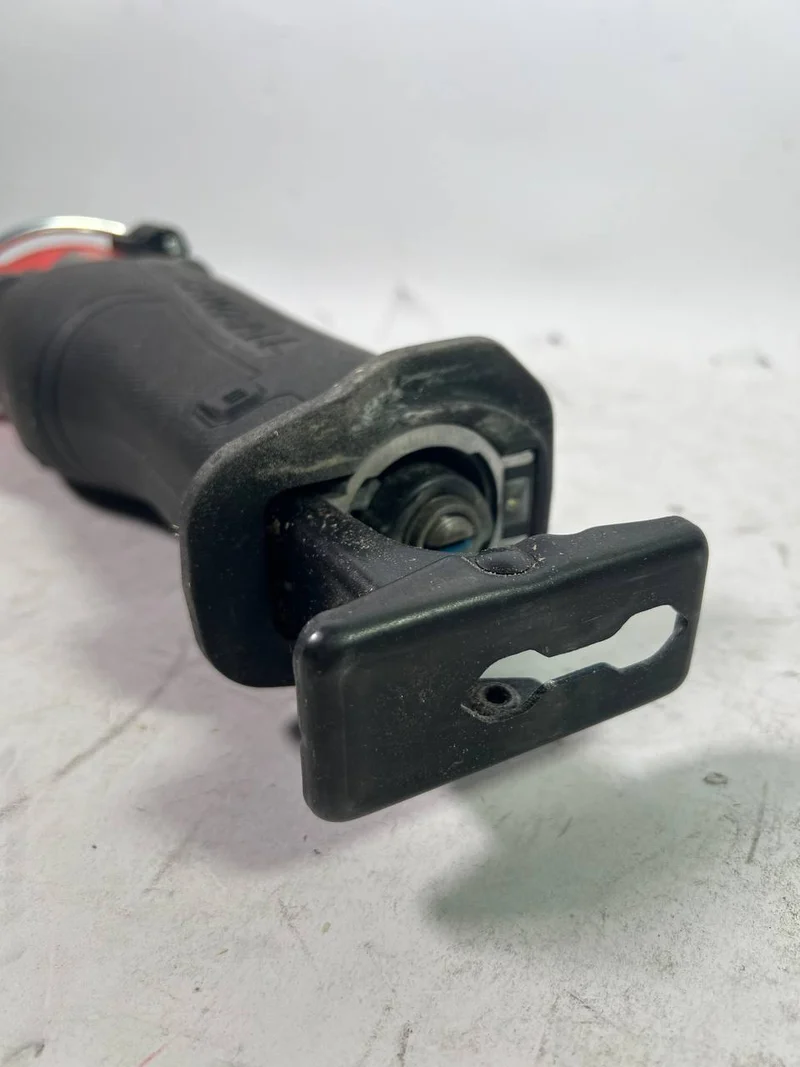 Milwaukee M18 FSZ-0 Akku Recipro Säbelsäge 18 V Brushless Solo - Leicht Gebraucht