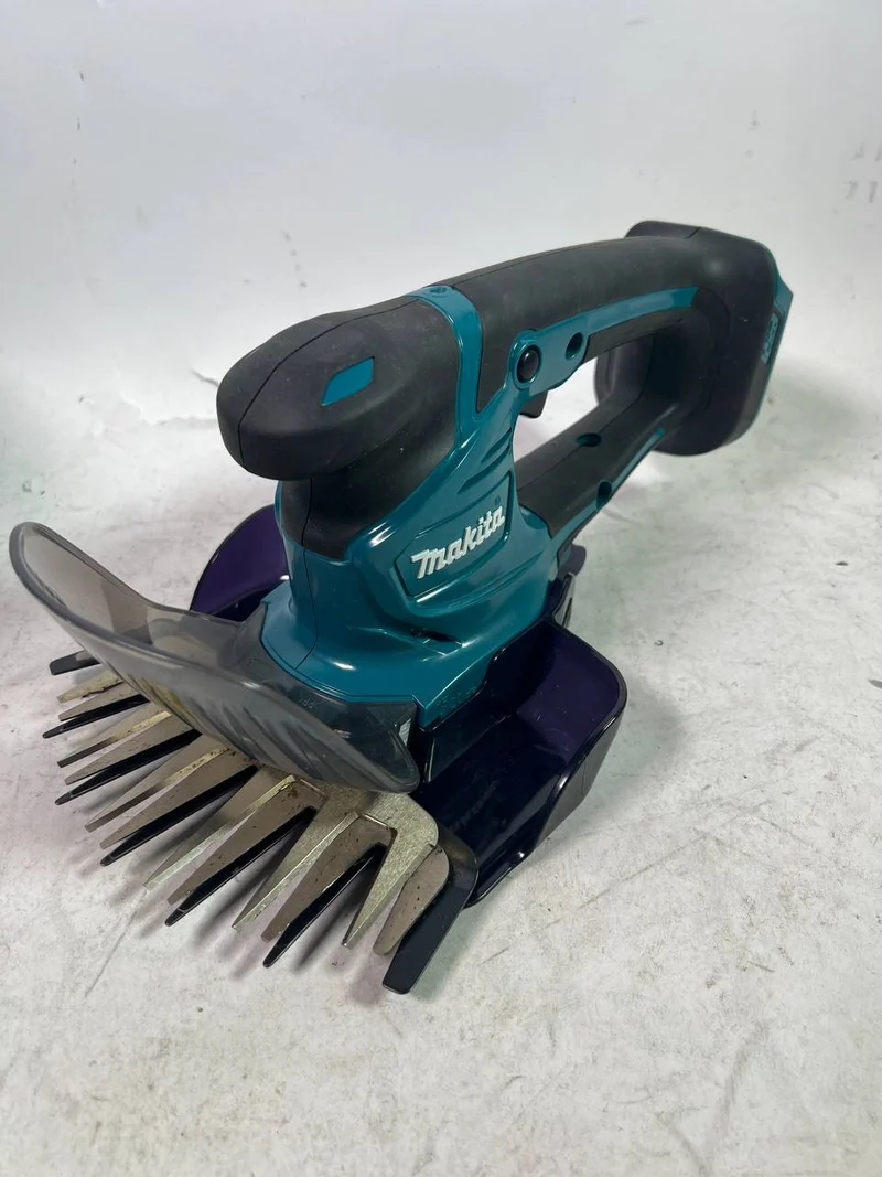Makita DUM 604 ZX Akku Grasschere 18 V 16 cm - Gebraucht