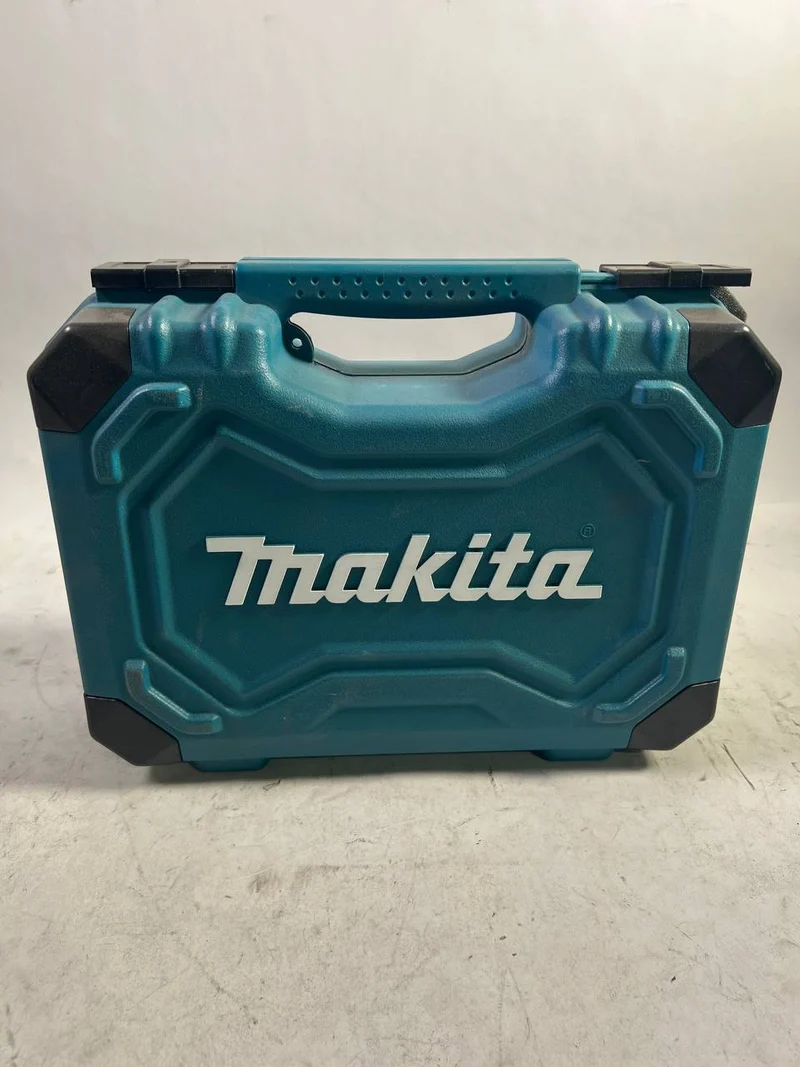 Makita Handwerkzeug Set. Chrom Vanadium Stahl ( E-10899 ) - Unvollständig