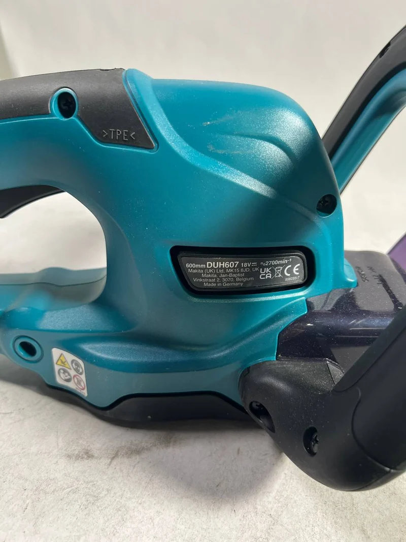 Makita DUH 607 Z Akku Heckenschere 18 V 60 cm Solo - Leicht Gebraucht