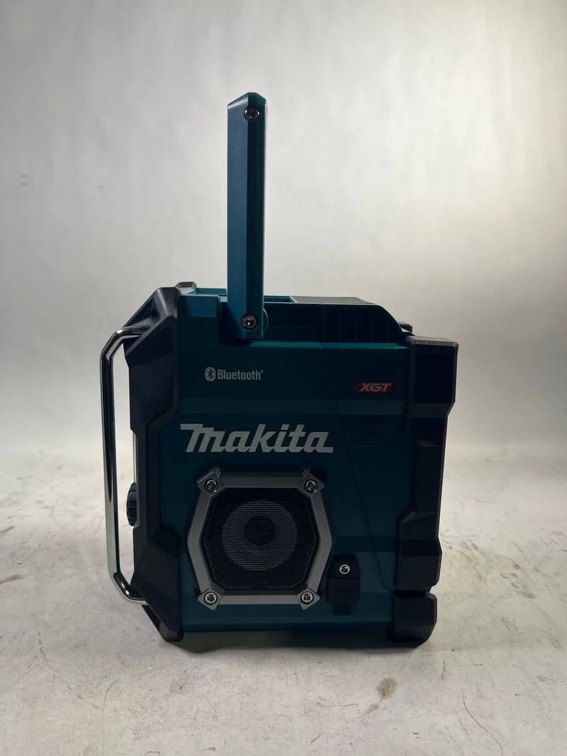 Makita MR 002 GZ Akku Radio 12 V - 40 V max CXT LXT XGT FM 3,5 mm AUX USB IP65 Solo - ohne Akku, ohne Ladegerät - Neuwertig