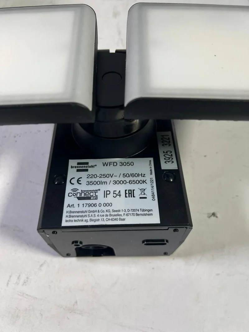 Brennenstuhl Connect WIFI Duo 30W 3500lm IP54 (WFD 3050) - Neuwertig