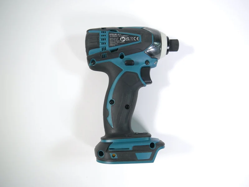 Makita DTD 146 Z 18 V Li-ion Akku Schlagschrauber Solo - nur das Gerät ohne Akku, ohne Ladegerät, ohne Koffer - Stark Gebraucht