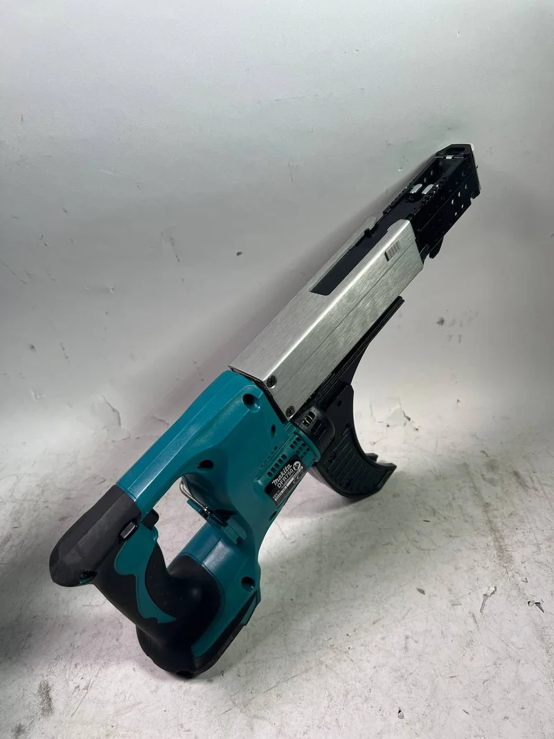 Makita DFR 750 Z Akku Magazinschrauber 18V 45-75mm Solo - Gebraucht