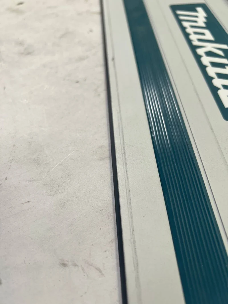 Makita Führungsschiene für Sägen 1000mm ( 199140-0 ) - Gebraucht
