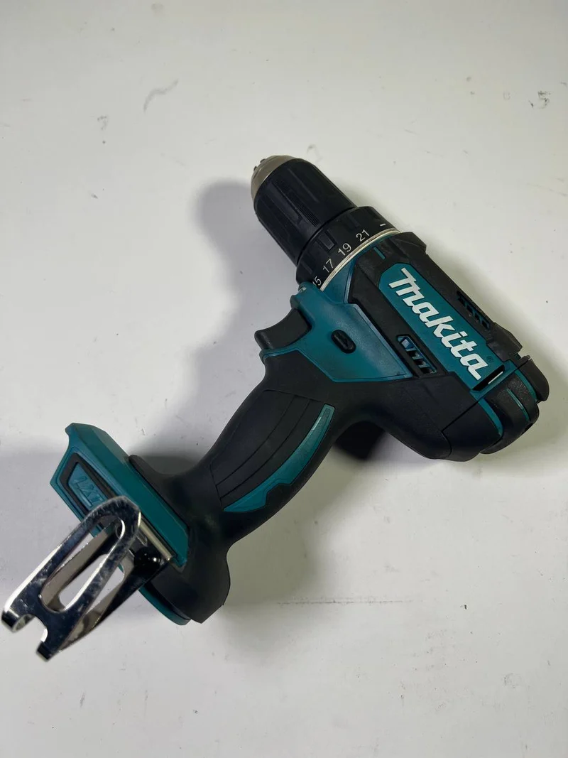 Makita DDF 482 Z Akku Bohrschrauber 18V 62Nm Solo - Leicht Gebraucht