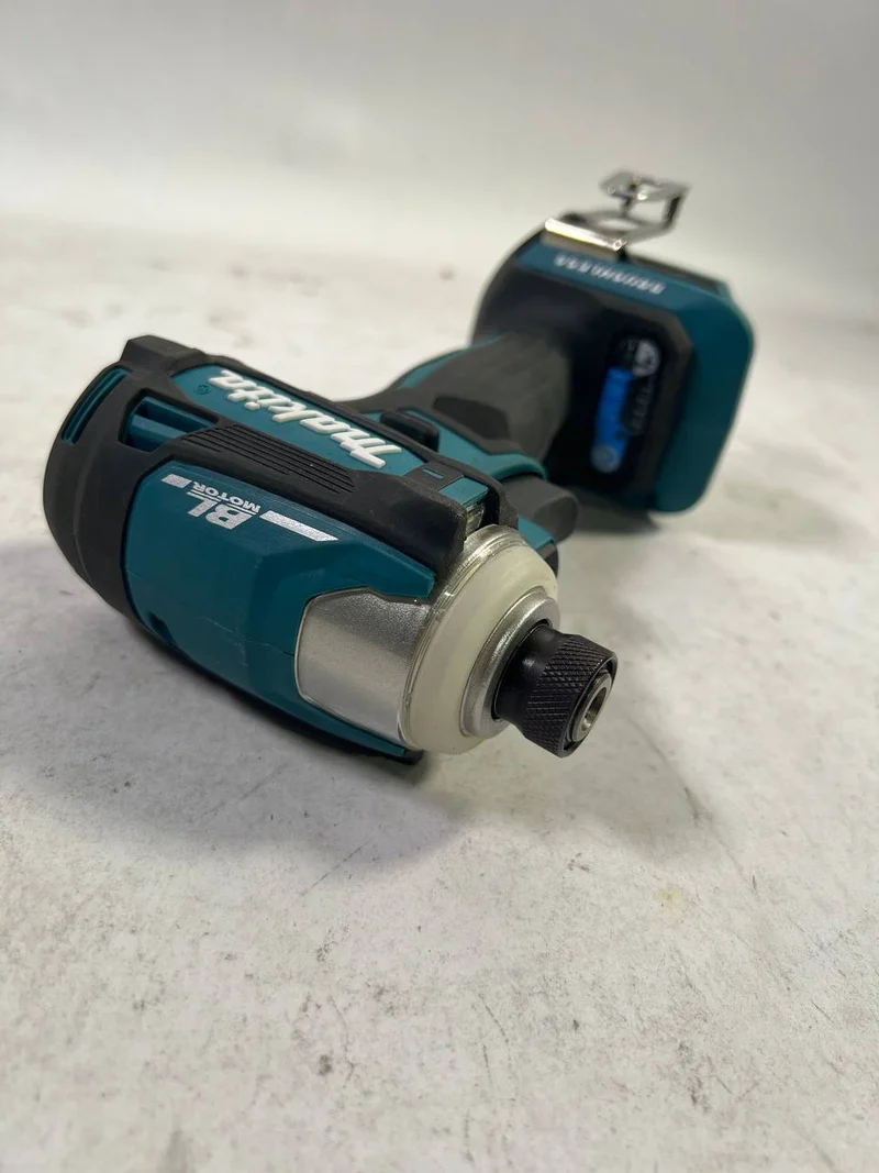 Makita DTD 172 Z Akku Schlagschrauber 18 V 180 Nm 1/4" Brushless Solo - Gebraucht