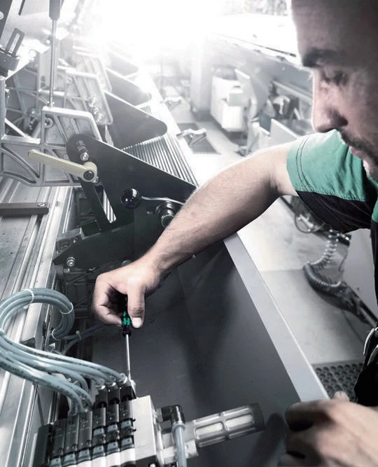 WERA Kraftform Micro 12 Electronics 1 Schraubendrehersatz 12-teilig Schlitz in Falttasche