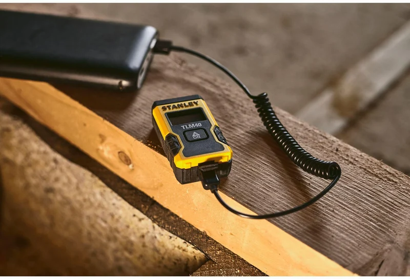 STANLEY Laserentfernungsmesser TLM 40 12 m ± 6 mm IP54 – Präzise Messung mit Ein-Knopf-Bedienung
