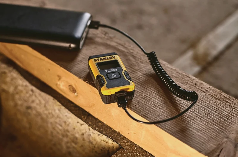 STANLEY Laserentfernungsmesser TLM 40 12 m ± 6 mm IP54 – Präzise Messung mit Ein-Knopf-Bedienung