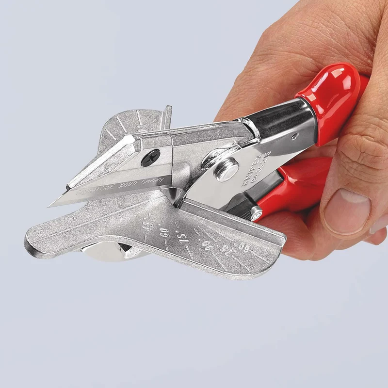 KNIPEX Gehrungsschere 215 mm – Präzise 45°-Schnitte für Kunststoff, Gummi & Holzprofile