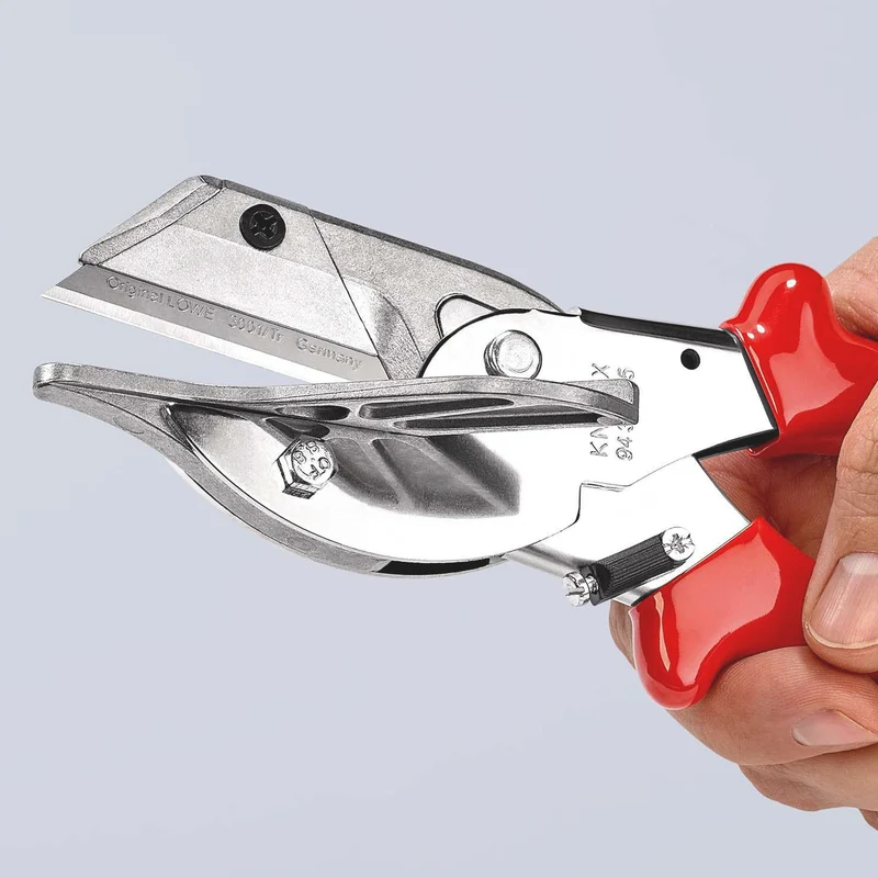 KNIPEX Gehrungsschere 215 mm – Präzise 45°-Schnitte für Kunststoff, Gummi & Holzprofile