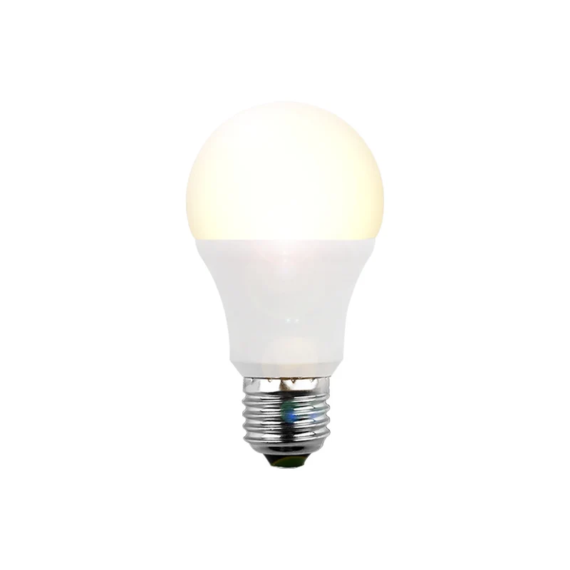 LED Lampe Birnenform A60 / E27