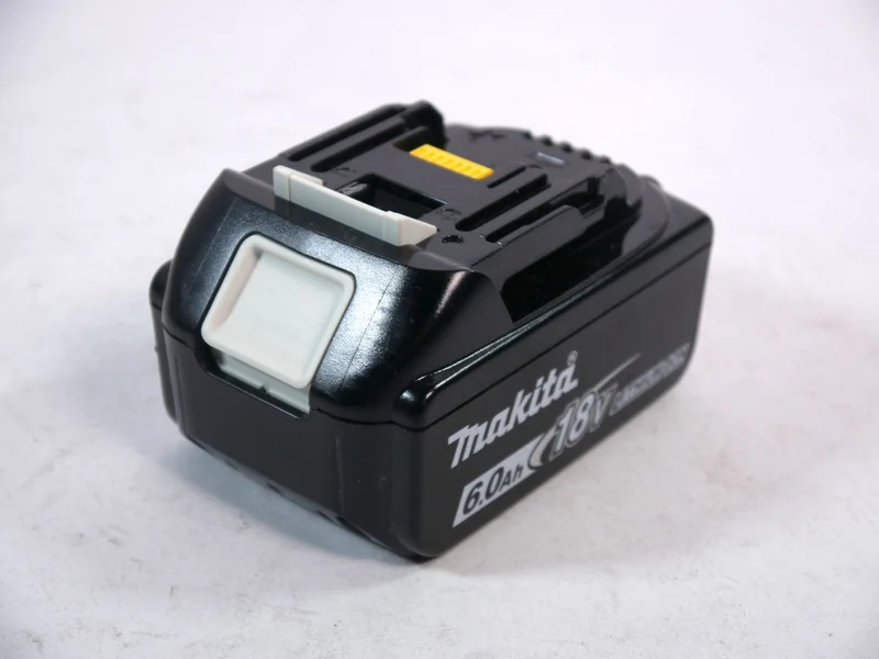 Makita BL 1860 B 18 V - 6,0 Ah / 6000 mAh Li-Ion Akku mit LED - Anzeige - Gebraucht