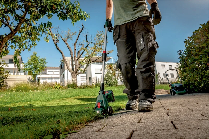 Metabo Akku-Strauch-/Grasschere SGS 18 LTX Q 18 V 20 cm – kabellos, werkzeugloser Messerwechsel