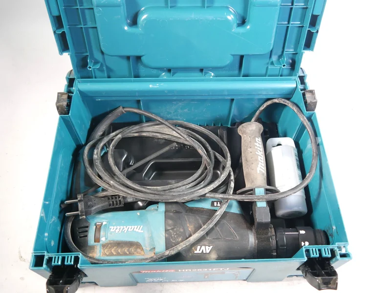 Makita HR 2631 FTJ Kombihammer 800 W - Gebraucht