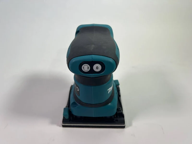 Makita DBO 480 Z Akku Schwingschleifer 18 V 112 x 102 mm Solo - Leicht Gebraucht