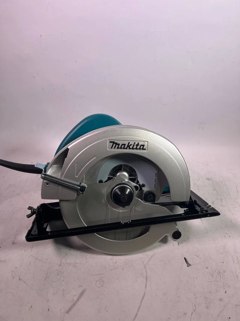 Makita N 5900 B 2.000W 235 mm Handkreissäge - Neuwertig