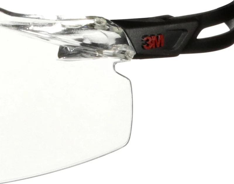 3M Schutzbrille SecureFit™ 500 – Leichte Sicherheitsbrille mit Antikratz- und Antibeschlag-Beschichtung