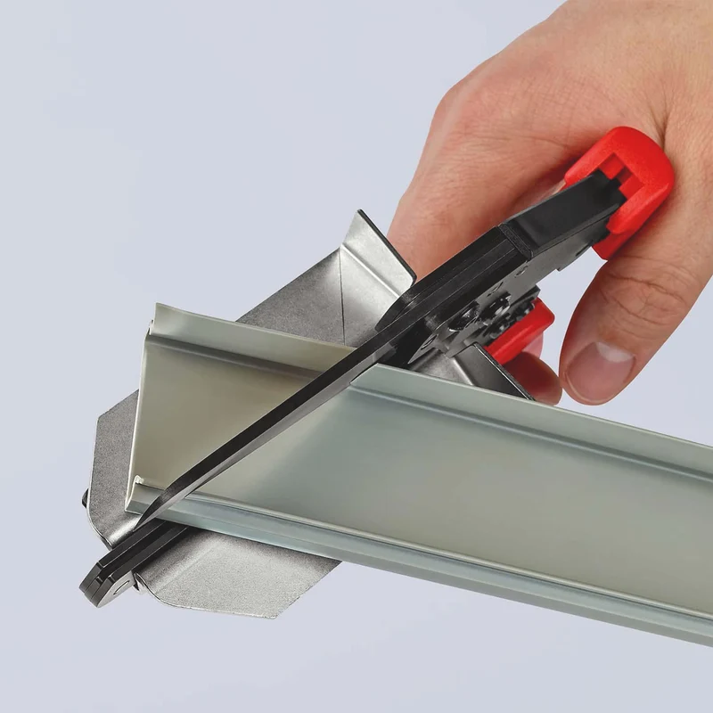 KNIPEX Kunststoffschere für Kabelkanäle bis 4 mm – Kniehebelübersetzung, 275 mm