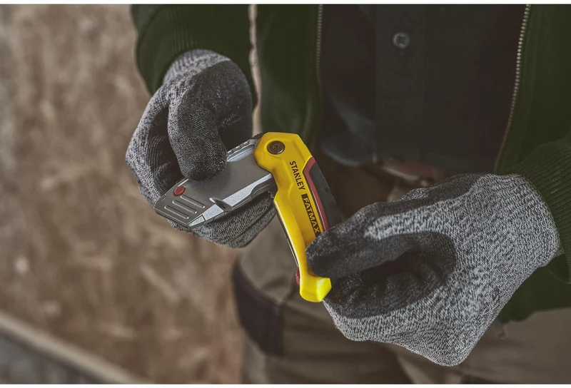 STANLEY FATMAX® Klappmesser 140 mm mit einziehbarer Klinge und Kunststoffgehäuse
