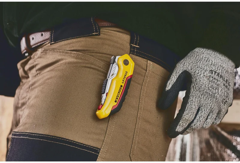 STANLEY FATMAX® Klappmesser 140 mm mit einziehbarer Klinge und Kunststoffgehäuse