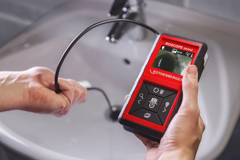 ROTHENBERGER ROSCOPE®mini Akku-Inspektionskamera 2 Zoll 320x240 8,5mm – für schwer zugängliche Stellen