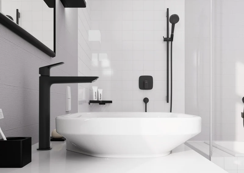 HANSGROHE VERNIS Blend Brauseset Vario/Unica 650 mm mattschwarz mit Handbrause und Brausestange