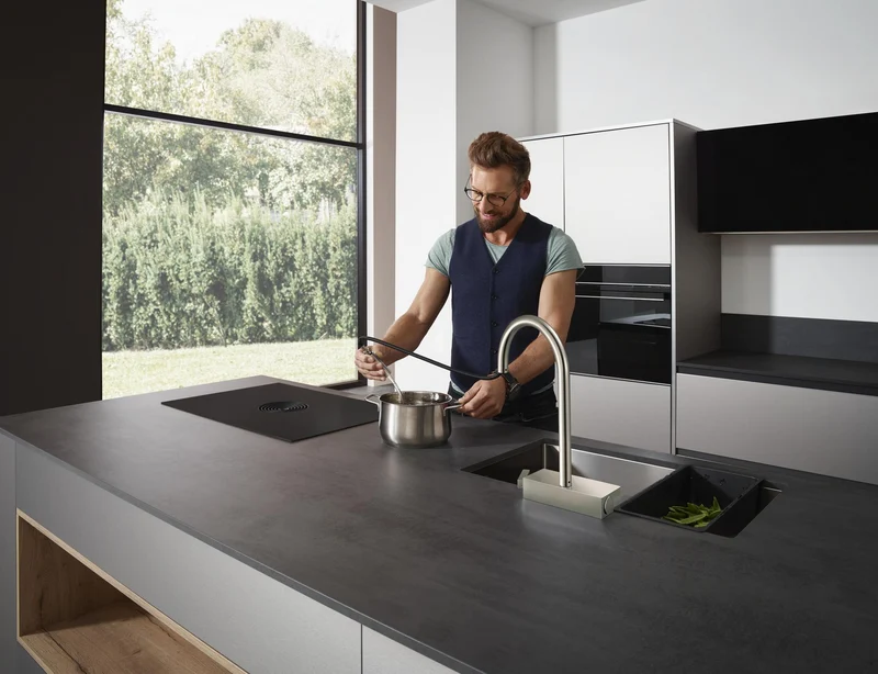 Hansgrohe Multifunktionssieb F14 für Küchenspülen – Mattschwarz, Kunststoff