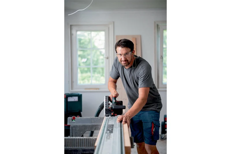 METABO Akku-Tauchsäge KT 18 LTX 66 BL 18 V 66 mm bürstenlos – präzise Schnitte