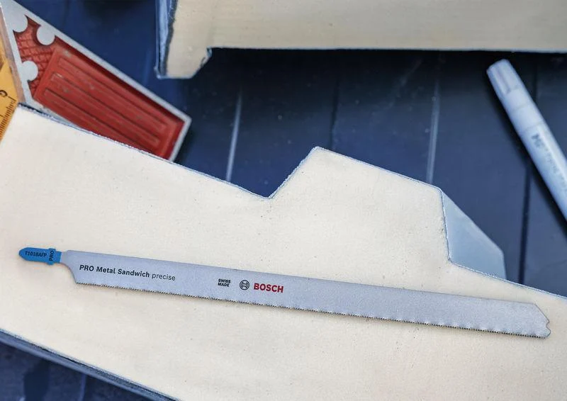 BOSCH Stichsägeblatt T 1018 AFP, 250 mm, BIM, für Metall-Sandwich-Paneele