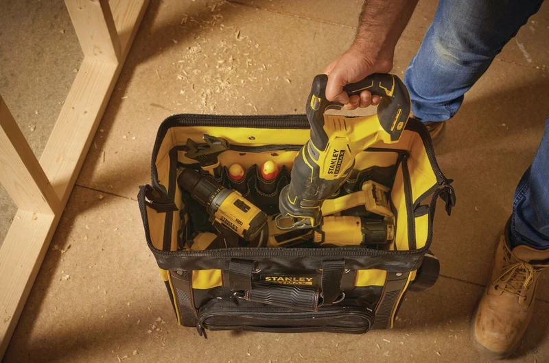 STANLEY FATMAX® Werkzeugkoffer 500x360x410mm mit Teleskopgriff und Rollen