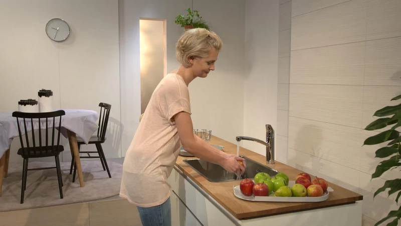 HANSGROHE HG EH-Küchenmischer 160 LOGIS DN 15 chrom – ComfortZone 160° Schwenkbereich