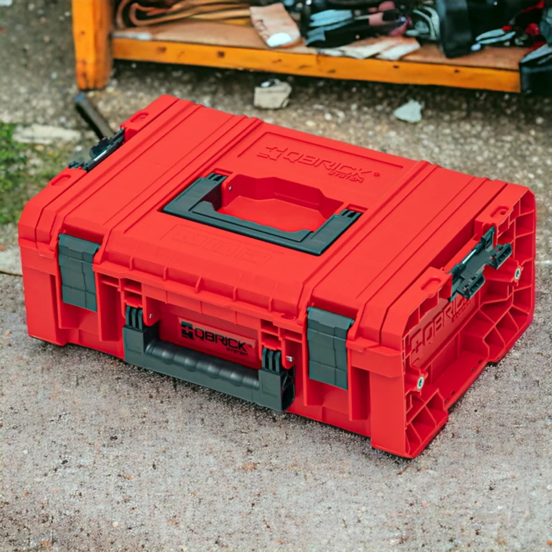 Qbrick System PRO Technik Case 2.0 RED ULTRA HD Custom Werkzeugkoffer 450 x 332 x 171 mm 12 l stapelbar IP54 mit Ablage