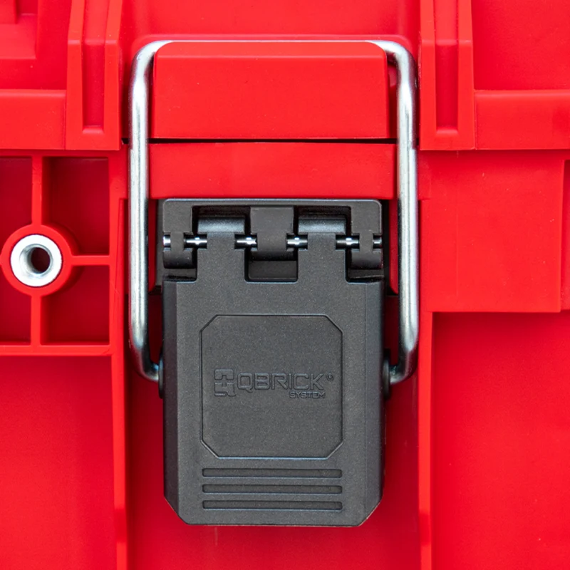 Qbrick System PRIME Cart RED ULTRA HD Custom stapelbar 590 x 425 x 660 mm 37 l IP66 100 kg belastbar mit Doppelteleskopstiel aus Aluminium